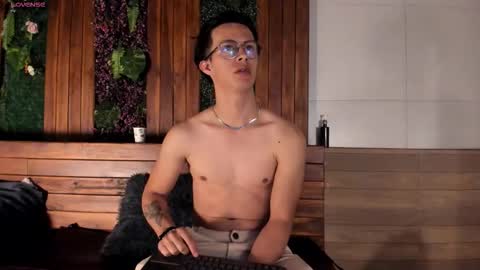 brandon_starkk online show from December 2025 11:49:02 AM