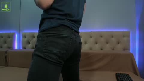 Snapshot of brandonnorriss chatting on December 2024 08:26:02 PM BRANDON online show from December 2024 08:26:02 PM