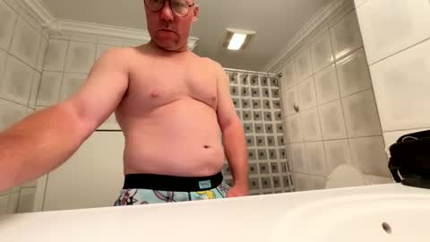 Snapshot of brandx420 chatting on May 2026 10:37:01 PM Brandx420 online show from May 2026 10:37:01 PM