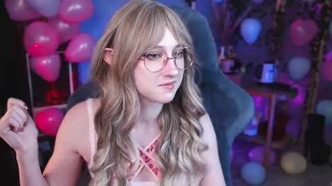 Snapshot of brandy_queen chatting on February 2025 11:20:01 PM Aurorabut ur dad just calls me Rory online show from February 2025 11:20:01 PM