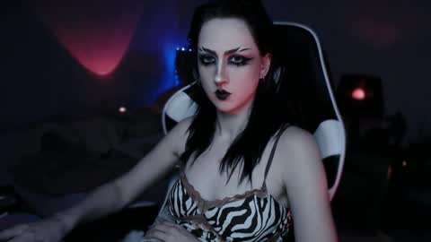 Snapshot of brandy_queen chatting on March 2026 04:44:01 PM Aurorabut ur dad just calls me Rory online show from March 2026 04:44:01 PM