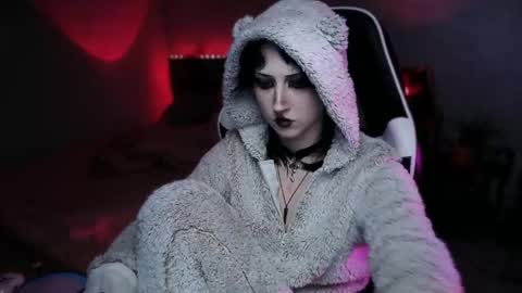 Snapshot of brandy_queen chatting on April 2026 06:48:02 PM Aurorabut ur dad just calls me Rory online show from April 2026 06:48:02 PM