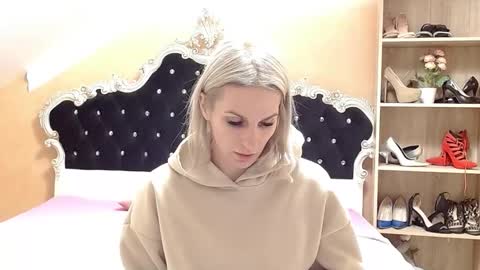 Snapshot of brandyweed chatting on December 2025 07:49:02 AM brandyweed online show from December 2025 07:49:02 AM