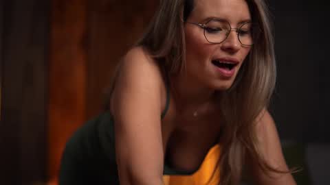 Snapshot of brandywhite chatting on March 2025 04:41:02 AM Alex online show from March 2025 04:41:02 AM