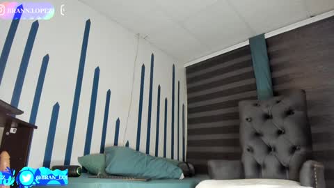 Snapshot of branfonhot chatting on December 2024 11:23:02 PM Instagram twitter BRAN LOPEZ online show from December 2024 11:23:02 PM