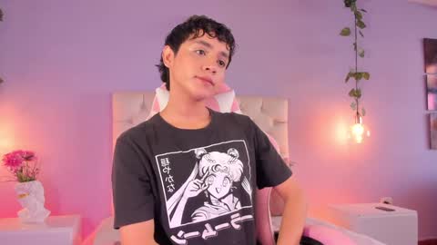   online show from January 2025 01:06:02 PM