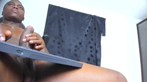 Snapshot of brant_garcia chatting on December 2024 07:46:02 PM Brant Garcia online show from December 2024 07:46:02 PM