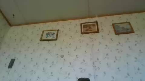 Snapshot of bratbrat23 chatting on October 2025 04:29:01 PM Bay online show from October 2025 04:29:01 PM