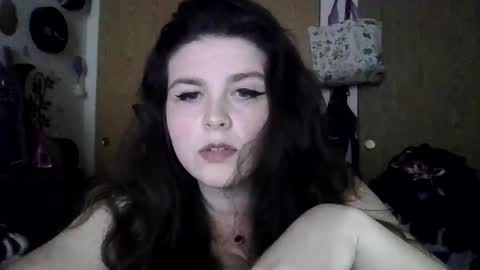 bratty_mamaa online show from September 2025 09:16:02 PM
