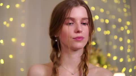 Eli online show from March 2025 10:38:02 PM