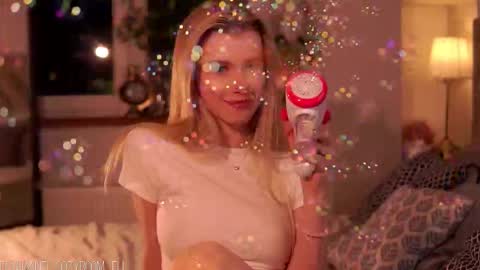 Eli online show from September 2025 07:14:02 PM