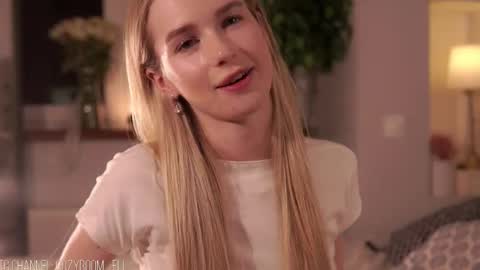 Eli online show from September 2025 11:32:02 PM