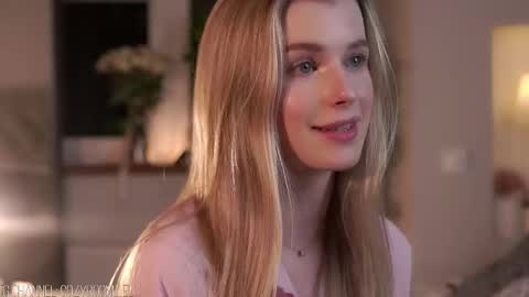 Eli online show from October 2025 08:18:02 PM