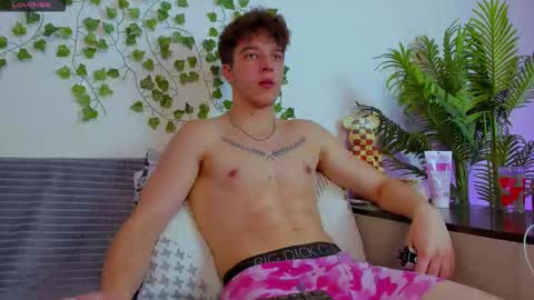 Johny Bravo online show from October 2025 12:59:01 PM