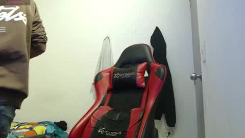 Snapshot of brayan_chevignon chatting on October 2025 04:57:01 AM brayan_chevignon online show from October 2025 04:57:01 AM