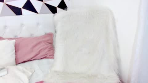 Alice online show from February 2025 11:04:02 PM