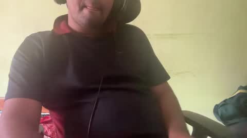 dont tell me u like to see me if you cant follow me online show from February 2025 09:17:02 AM