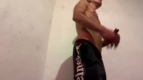 breanexe online show from October 2025 08:31:02 PM