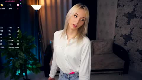 Mia Bunyard online show from February 2025 04:11:02 PM