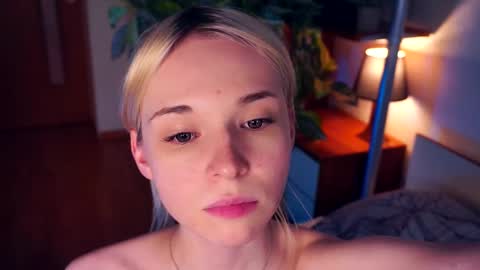 Mia Bunyard online show from March 2025 11:22:02 PM