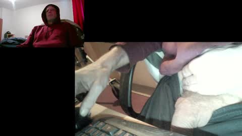 Snapshot of bremer64 chatting on March 2025 07:54:02 AM bremer64 online show from March 2025 07:54:02 AM