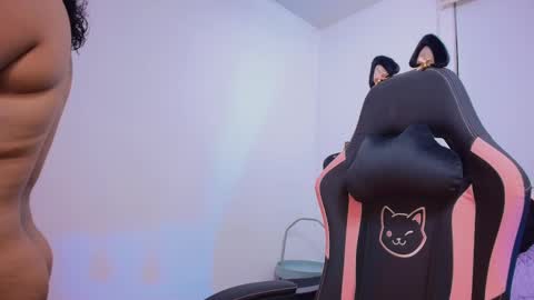 Brendita  online show from February 2025 11:32:02 AM