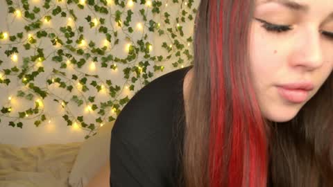 Snapshot of brenda_m00n chatting on December 2024 03:05:01 PM Brenda online show from December 2024 03:05:01 PM