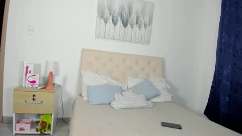 Brenda online show from September 2025 01:16:02 AM