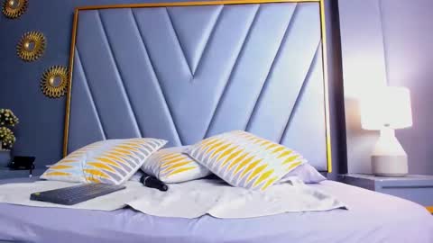 Brenda Time Schedule 0600 - 1400 GMT-5 online show from September 2025 10:50:01 AM