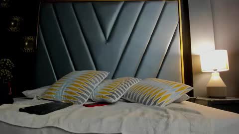 Brenda Time Schedule 0600 - 1400 GMT-5 online show from October 2025 10:48:01 AM