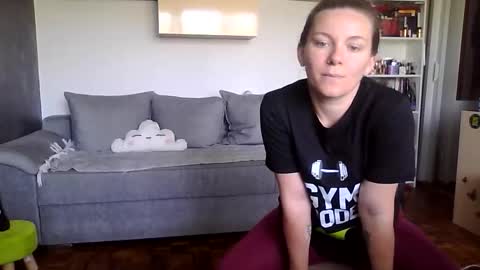 Brenda online show from May 2026 07:37:01 AM