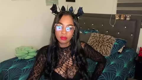 Zafira online show from October 2025 12:51:01 AM