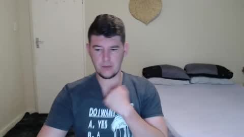 ask me lol online show from December 2024 03:09:01 AM