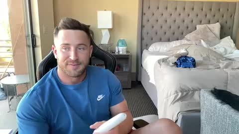 Snapshot of brettmycles chatting on February 2025 09:02:01 PM Brett Mycles online show from February 2025 09:02:01 PM