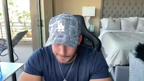 Snapshot of brettmycles chatting on October 2025 10:22:01 PM Brett Mycles online show from October 2025 10:22:01 PM