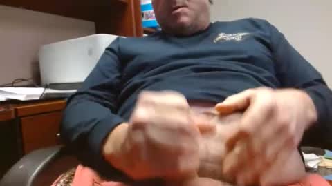 Snapshot of bri19741974 chatting on November 2025 05:51:02 PM WorkinandPlayin online show from November 2025 05:51:02 PM