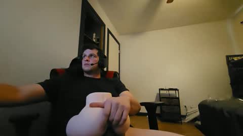 Snapshot of brian7891012 chatting on January 2026 08:03:02 PM brian7891012 online show from January 2026 08:03:02 PM