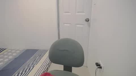 Snapshot of briana_lovexx chatting on January 2025 12:43:02 AM Briana online show from January 2025 12:43:02 AM