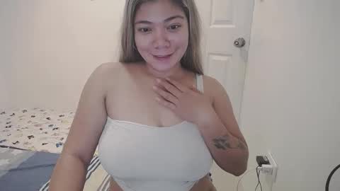 Snapshot of briana_lovexx chatting on March 2025 12:43:01 AM Briana online show from March 2025 12:43:01 AM