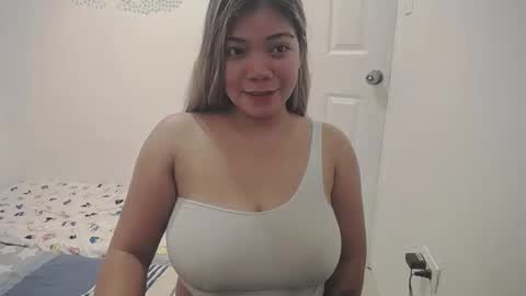 Snapshot of briana_lovexx chatting on March 2025 12:37:02 AM Briana online show from March 2025 12:37:02 AM