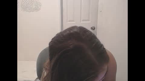 Snapshot of briana_lovexx chatting on October 2025 12:19:01 AM Briana online show from October 2025 12:19:01 AM