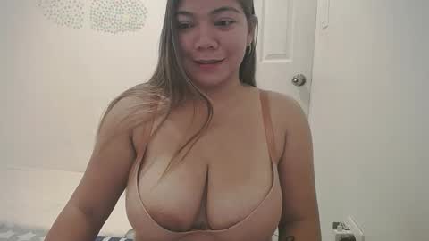 Snapshot of briana_lovexx chatting on October 2025 12:30:02 AM Briana online show from October 2025 12:30:02 AM