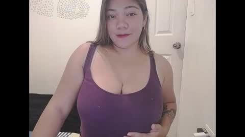 Snapshot of briana_lovexx chatting on November 2025 01:05:02 AM Briana online show from November 2025 01:05:02 AM