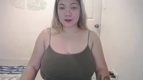 Snapshot of briana_lovexx chatting on February 2026 12:51:02 AM Briana online show from February 2026 12:51:02 AM