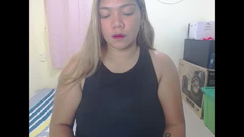 Snapshot of briana_lovexx chatting on April 2026 12:30:02 AM Briana online show from April 2026 12:30:02 AM