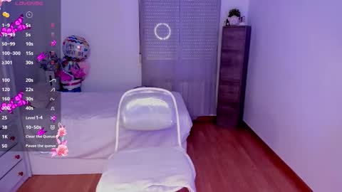 briana online show from October 2025 10:46:02 AM