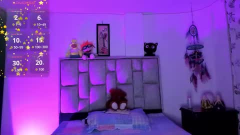     online show from December 2025 09:40:01 AM