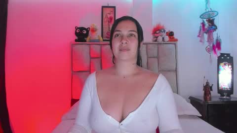     online show from February 2026 07:56:02 PM