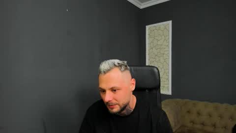 Snapshot of brianhunts chatting on January 2026 05:02:02 AM Brian online show from January 2026 05:02:02 AM