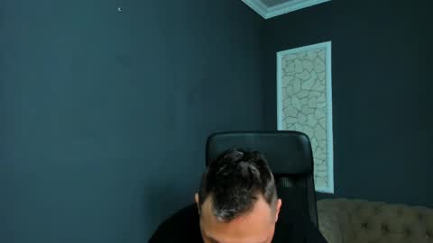 Snapshot of brianhunts chatting on March 2026 04:46:02 AM Brian online show from March 2026 04:46:02 AM